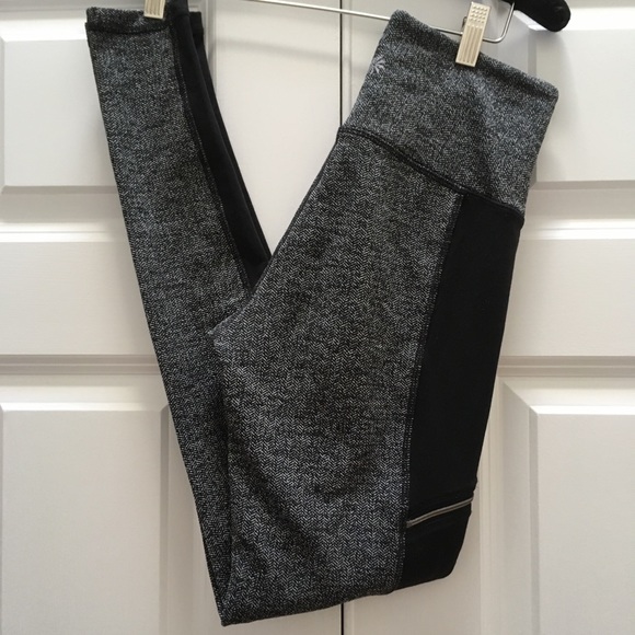 Athleta Metro Drifter Legging High Rise Herringbone Black Pants size XXS - Picture 2 of 16